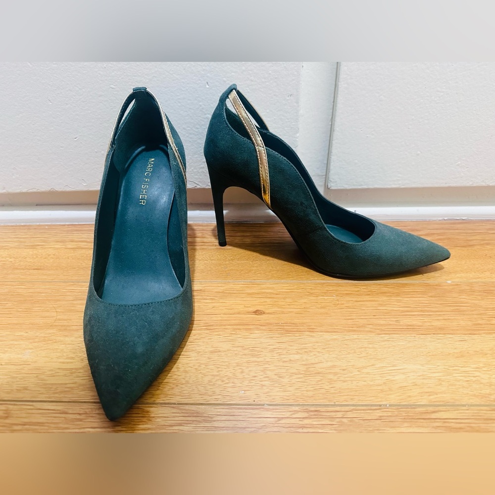 Marc Fisher Green Suede Pumps